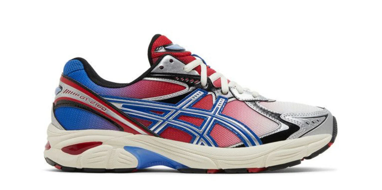 BRAND NEW SNEAKERS